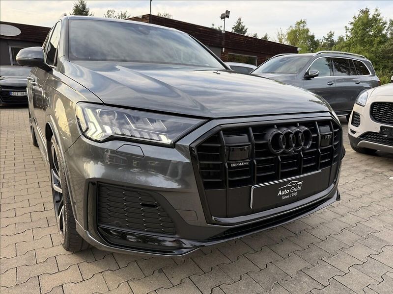 Audi Q7 50 TDI S-Line Quattro - fotka 22 z 37