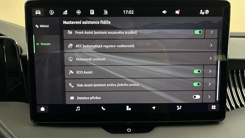 Škoda Superb 2.0 TDI DSG 4x4 L&K - fotka 29 z 35