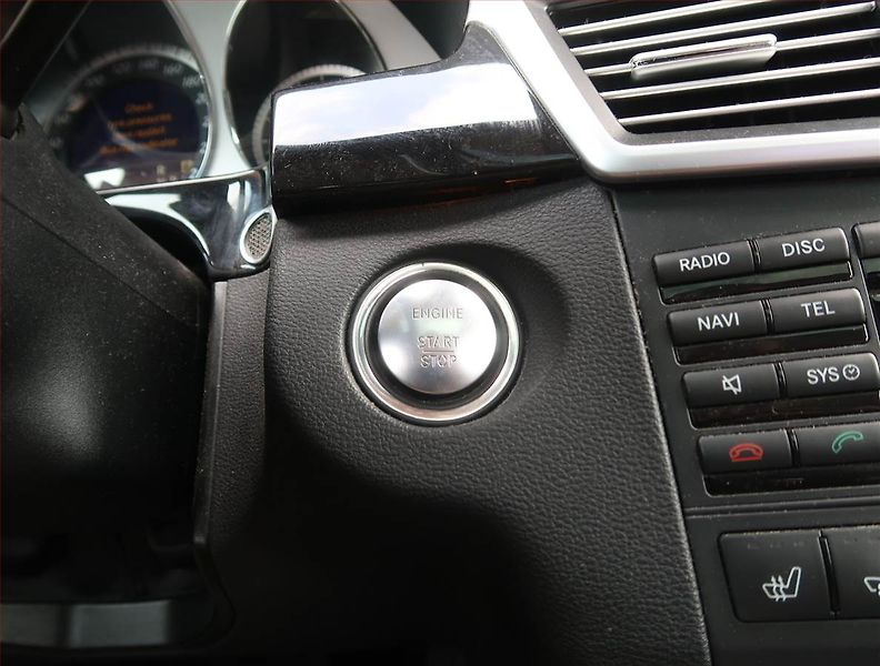Mercedes-Benz Třídy E (2012) E 350 CDI 4MATIC, 4X4 - fotka 23 z 23
