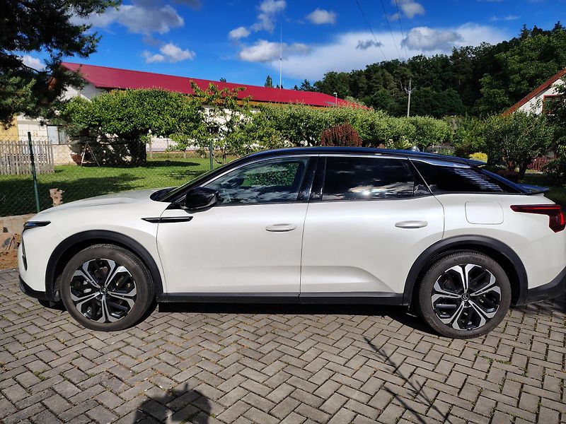 Citroën C5 X (2023) - fotka 23 z 30