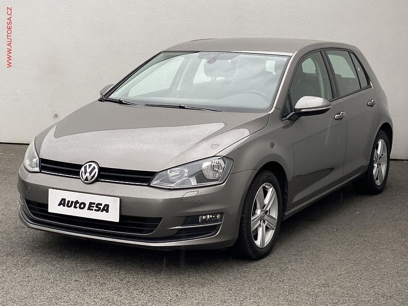 Volkswagen Golf (2013) 1.2 TSi VII, Comfortline, DSG - fotka 3 z 17