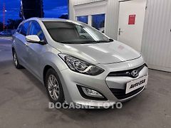 Hyundai i30 (2013) 1.6 CRDi, autoAC, temp - fotografie inzerátu