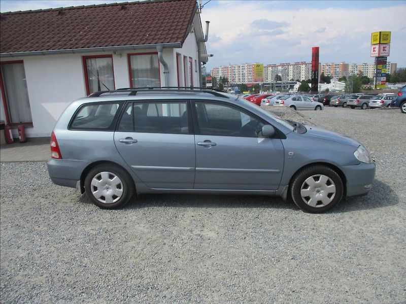 Toyota Corolla 1,4 VVTi, klima, - fotka 5 z 21
