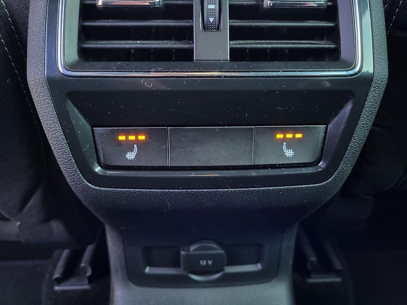 Škoda Karoq 2.0 TDi DSG 4x4 SPORTLINE - fotka 15 z 47