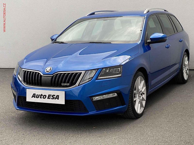 Škoda Octavia (2018) 2.0 TDi 4x4, RS, DSG, LED - fotka 3 z 19
