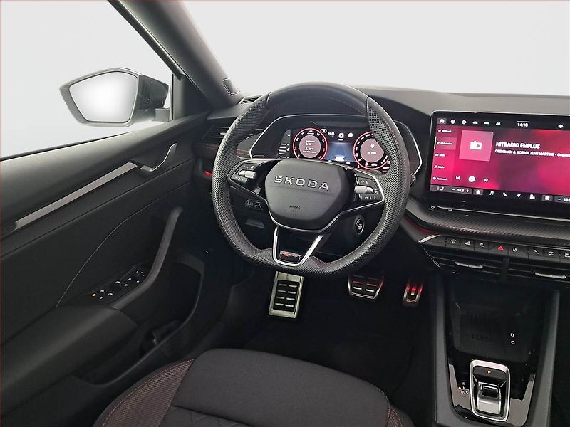 Škoda Octavia (2025) RS 2.0 TSI, RS, KAMERA - fotka 7 z 20