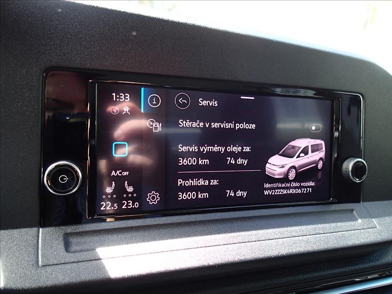 Volkswagen Caddy 1,5 1.maj. 26 000 Km, záruka - fotka 23 z 41