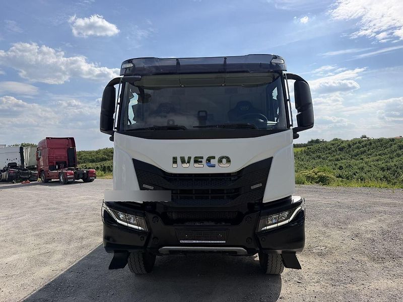 Iveco X-WAY (2023) 8x4 Bordmatik EURO 6 - fotka 16 z 24