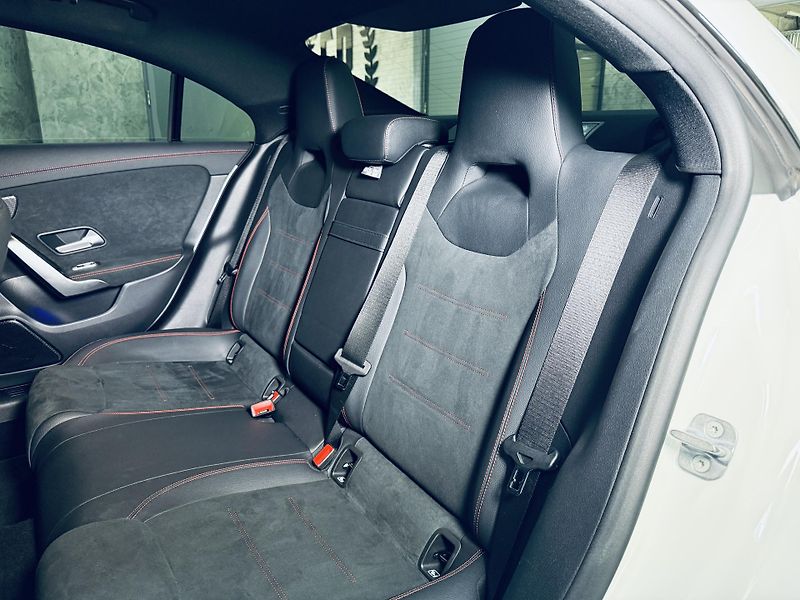 Mercedes-Benz CLA (2023) 180*AMG*KEYLESS*KAMERA*CZ - fotka 35 z 40