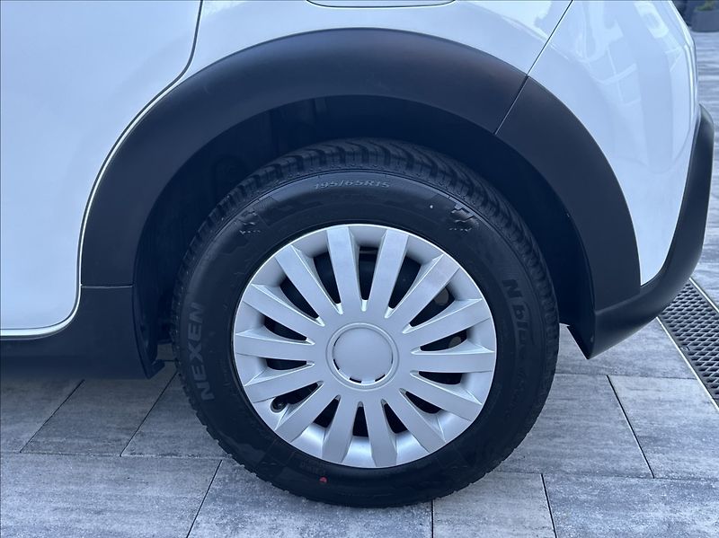 Citroën C3 1,2 82PS  Feel Komfort - fotka 43 z 52