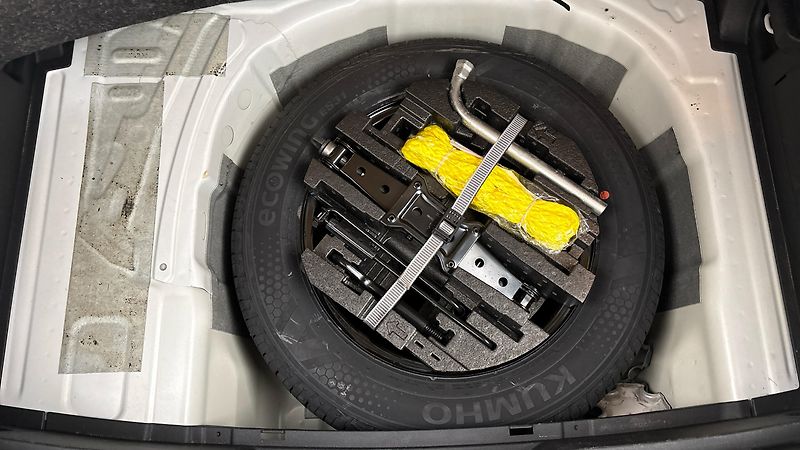 Škoda Fabia 1.0 TSI Ambition - fotka 20 z 24