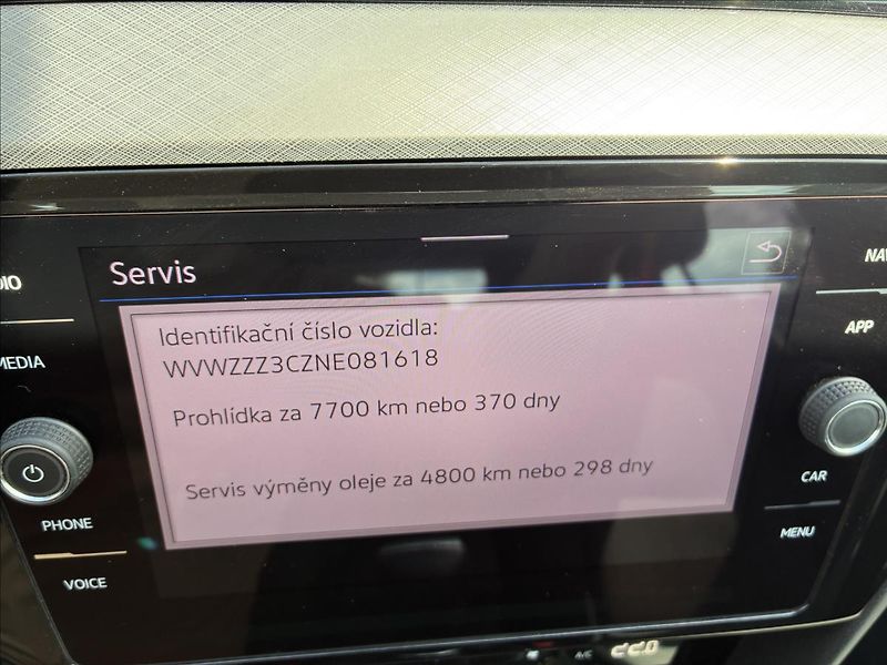 Volkswagen Passat 2,0 App Connect,Manuál,Kamera - fotka 29 z 30