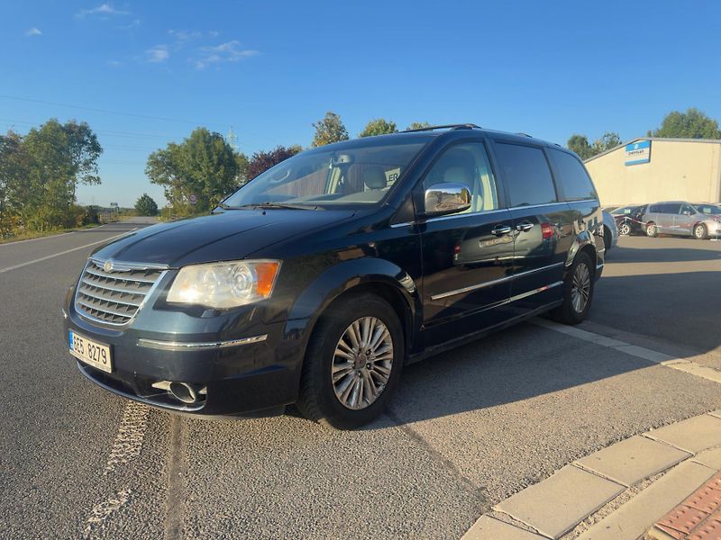 Chrysler Grand Voyager (2008) 3,8 V6 LPG Limited 2008 - fotka 2 z 20