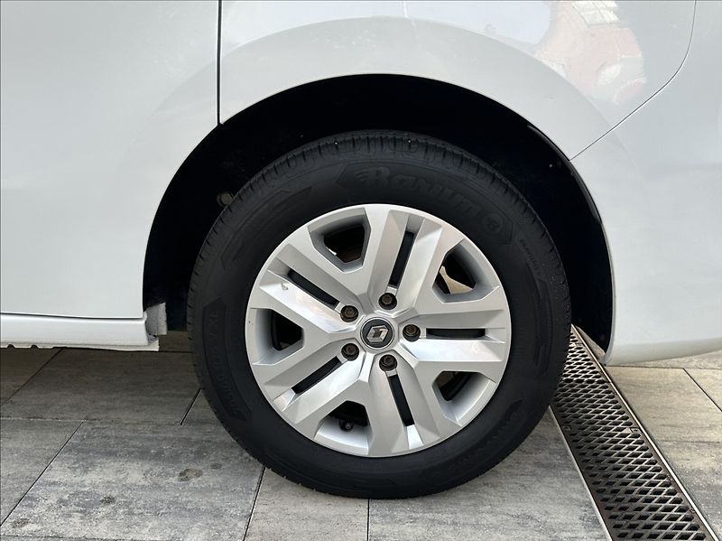 Renault Kangoo 1,3 TCe 102PS  Equilibre - fotka 41 z 51