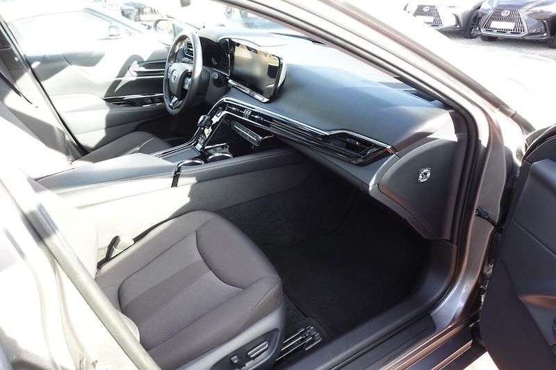 Toyota Mirai Fuel cell Comfort - fotka 11 z 29