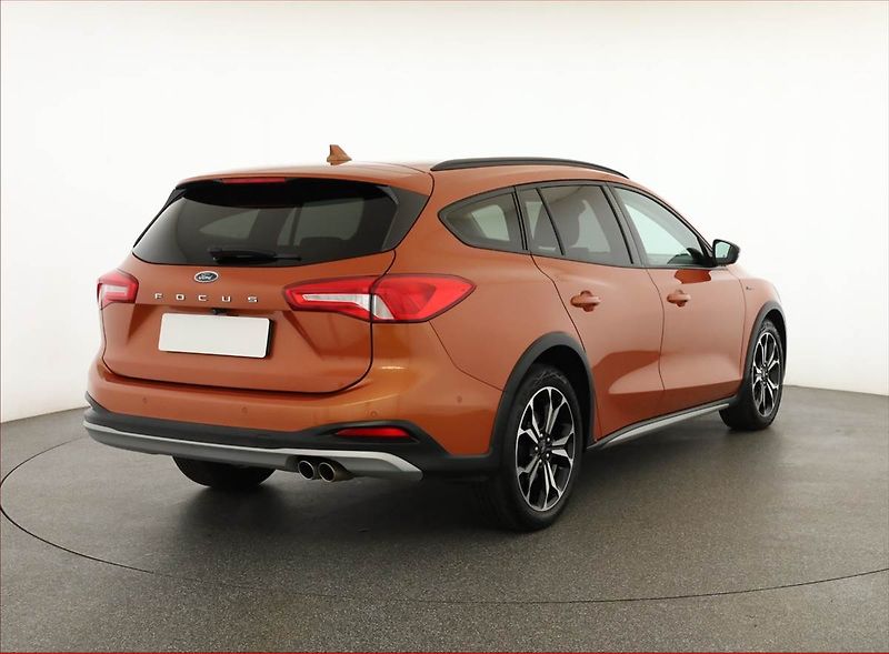 Ford Focus (2019) Active 1.0 EcoBoost, Automat - fotka 5 z 18