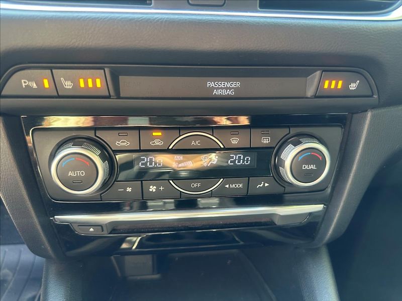 Mazda 6 2,0 SDN 2015 G145k Attraction - fotka 23 z 24