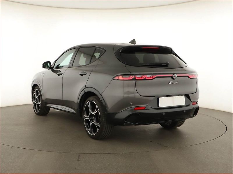 Alfa Romeo Tonale (2023) 1.5 VGT 48V MHEV - fotka 4 z 16