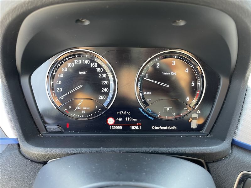 BMW X1 2,0 d 140kw M-Paket X-drive CZ - fotka 16 z 38