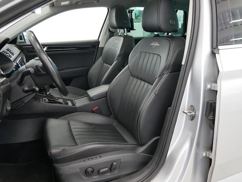 Škoda Superb - fotka 6 z 6