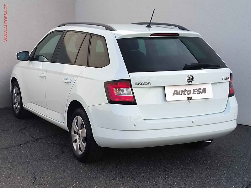 Škoda Fabia (2015) 1.2 TSi, Ambition - fotka 6 z 18