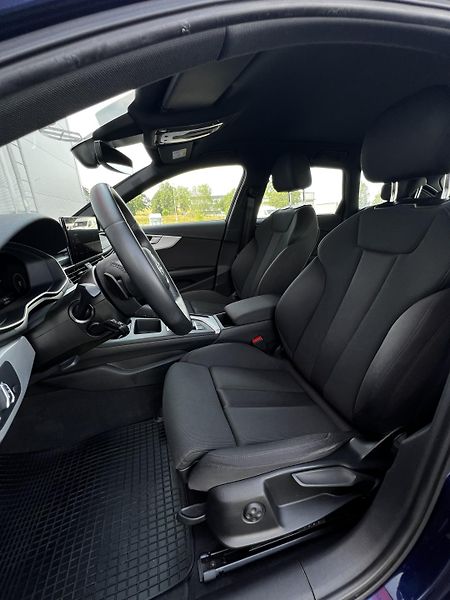 Audi A4 35TDI 120kW Sport S-Tronic DPH - fotka 6 z 26