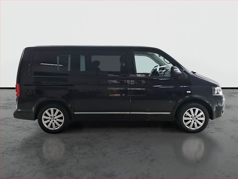 Volkswagen Multivan (2010) Highline 2.0 TDI 4Motion - fotka 6 z 19