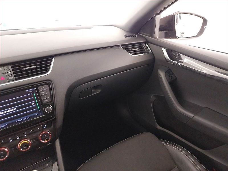 Škoda Octavia (2015) RS 2.0 TDI, Automat - fotka 8 z 23