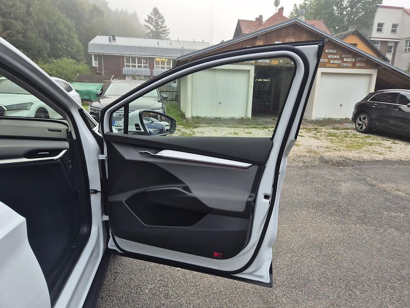 Škoda Enyaq iV 80 LOFT 150kw TZ SOH 97% - fotka 37 z 46
