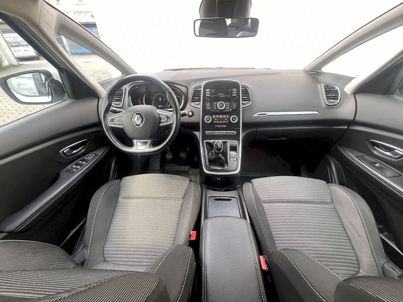 Renault Grand Scénic (2018) 1,3TCe 103KW Zen *REZERVACE - fotka 5 z 21