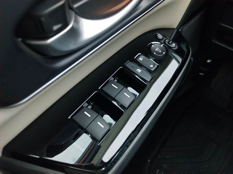 Honda CR-V (2022) 2.0i-MMD HEV - fotka 17 z 20