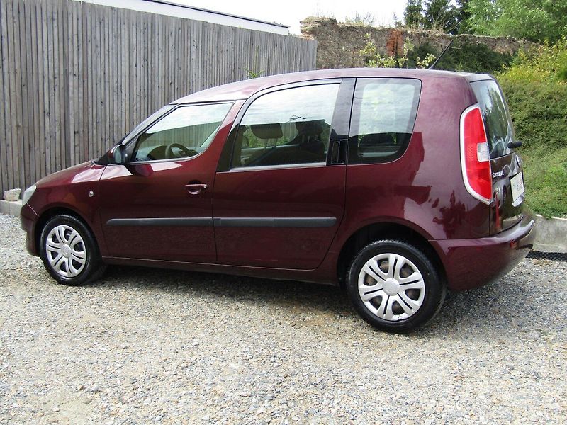 Škoda Roomster (2013) 1.2 TSI 63kW  70000KM - fotka 4 z 31