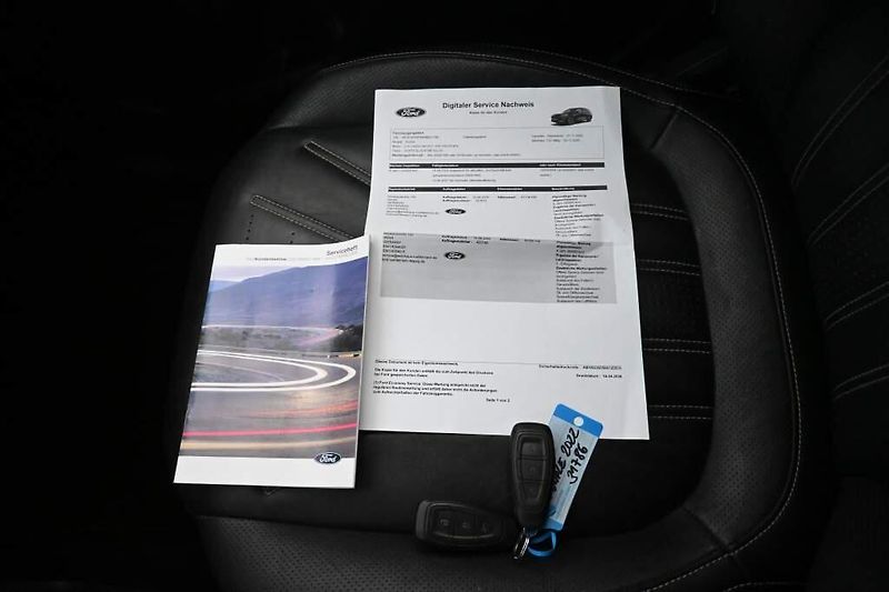 Ford Kuga (2022) 2.5 VIGNALE LED ACC VIRTUAL Ta - fotka 37 z 41