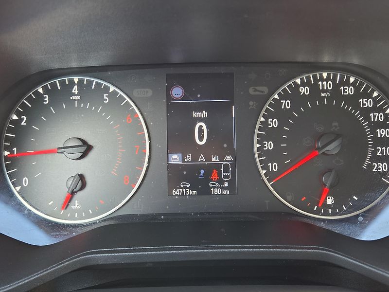Renault Clio (2021) 1.0 TCe 91 Intense MAN6 - fotka 14 z 31