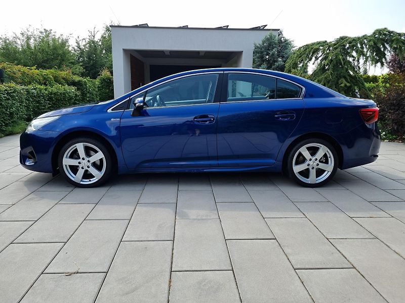 Toyota Avensis (2016) 1.8 COMFORT,KAMERA,ALU - fotka 11 z 42