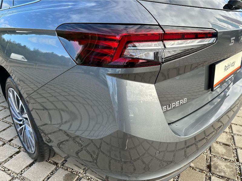 Škoda Superb 2,0 TDI / 142 kW 4x4 L&K DSG, - fotka 20 z 25