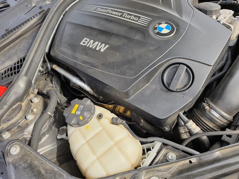 BMW Řada 4 (2015) 435ixDrive TOP CABRIO ČR 1.MAJ - fotka 46 z 48