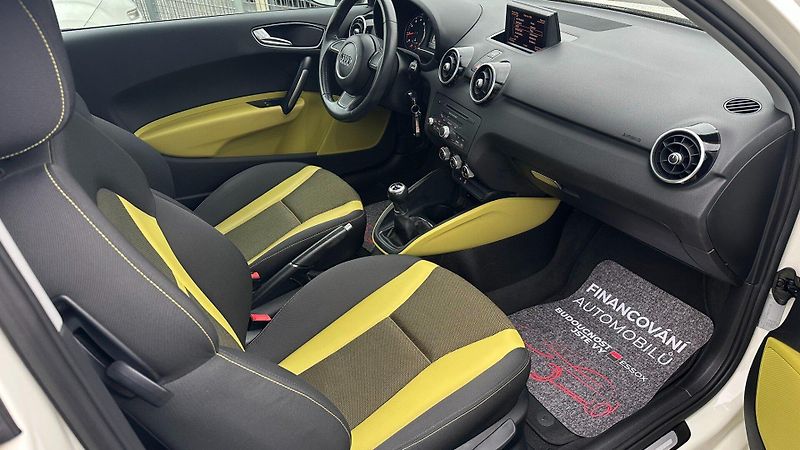 Audi A1 (2011) 1.4TFSi 90kW*Pano*Alu*PDC* - fotka 17 z 24