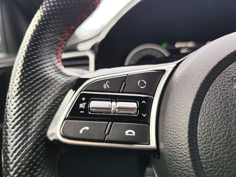 Kia Pro_Ceed 1.6 T-GDI/150kW GT DCT - fotka 28 z 37