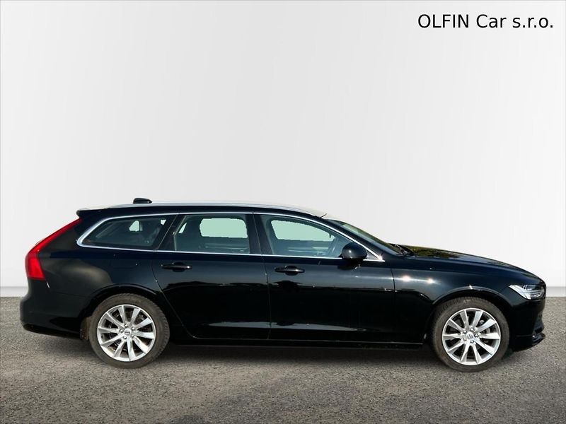 Volvo V90 2,0 187kW 8AT 2WD MOMENTUM  T5 - fotka 3 z 24