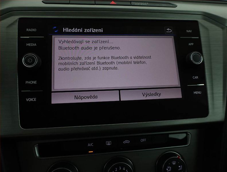Volkswagen Passat (2017) 2.0 TDI, Serv.kniha, Navi - fotka 13 z 15