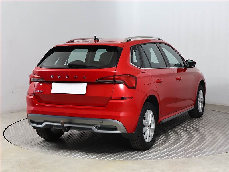 Škoda Kamiq (2022) Style 1.0 TSI - fotka 5 z 18