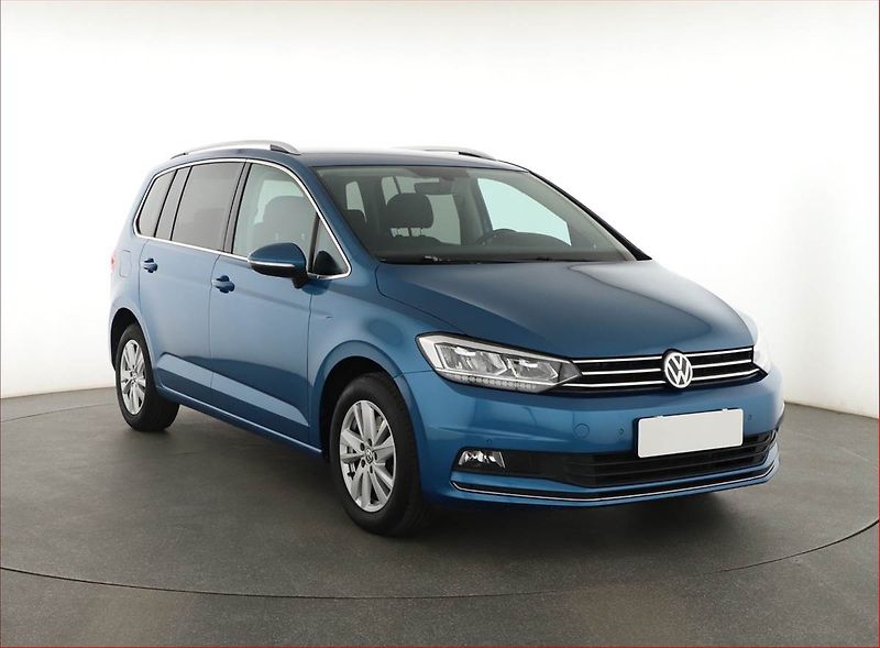 Volkswagen Touran (2020) Highline 2.0 TDI - fotografie inzerátu