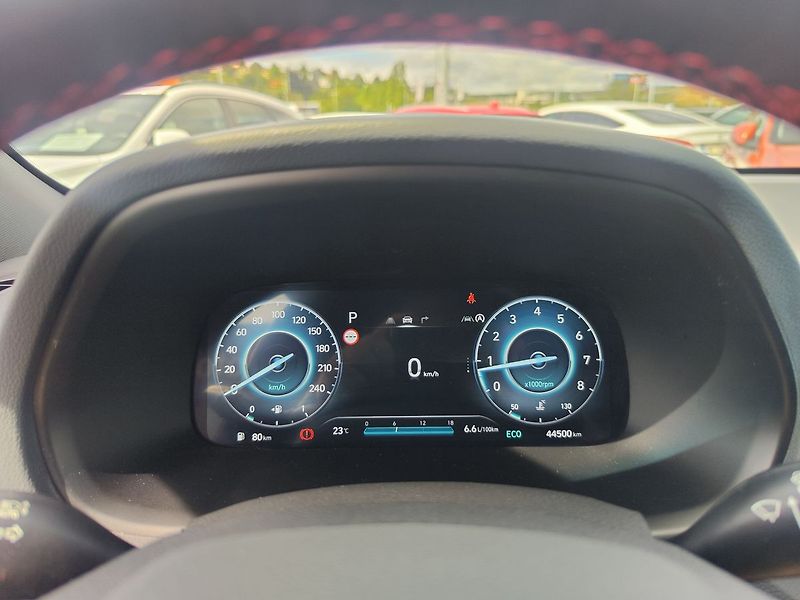 Hyundai i30 1.5 T-GDI/103kW N-Line DCT - fotka 17 z 37