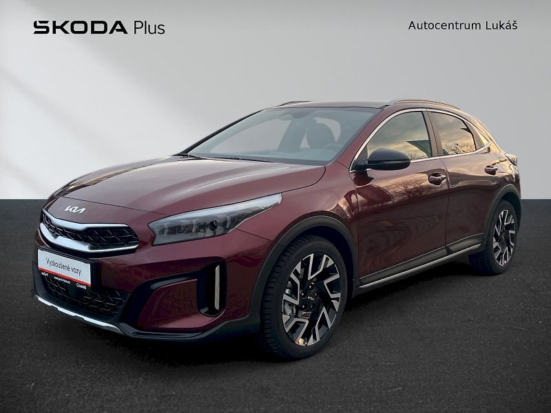 Kia XCeed (2025) - fotka 1 z 34