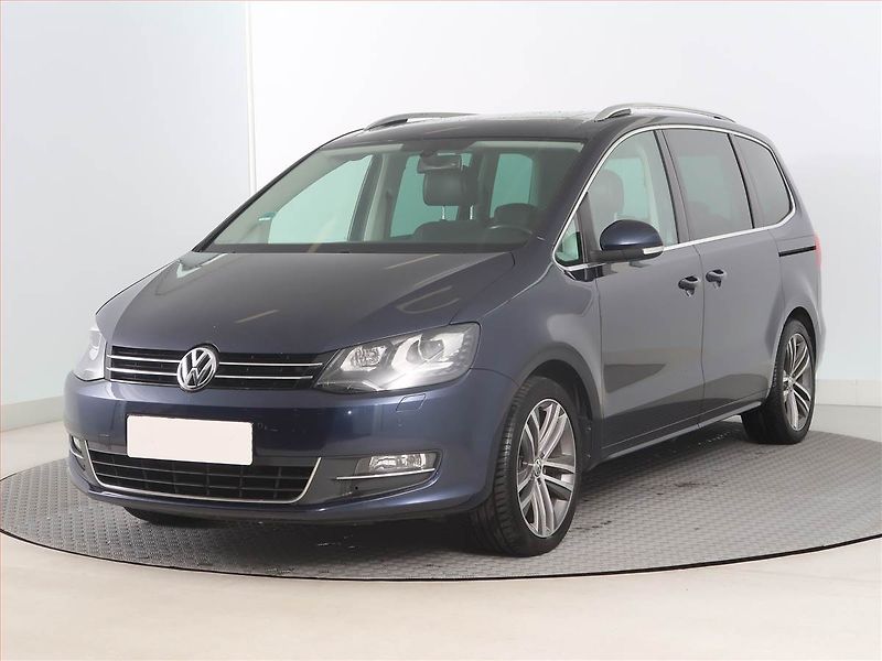 Volkswagen Sharan (2013) 2.0 TDI BMT, Kůže, Navi - fotka 2 z 18