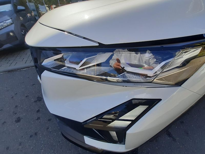 Renault Espace (2026) Iconic full hybrid E-Tech 200k - fotka 7 z 16