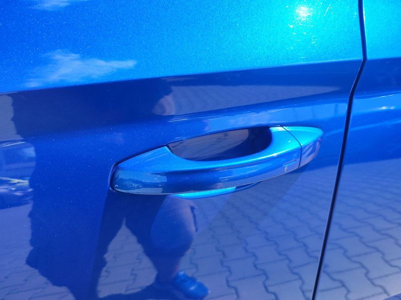 Škoda Superb 2.0 TDI/147kW Sportline DSG 4x - fotka 11 z 36