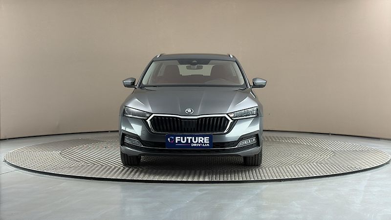 Škoda Octavia 2.0 TDI DSG Style Combi - fotka 3 z 25