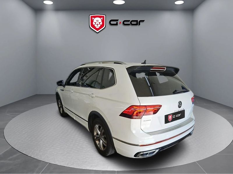 Volkswagen Tiguan Allspace R-Line 4Motion 180kW - fotka 2 z 5